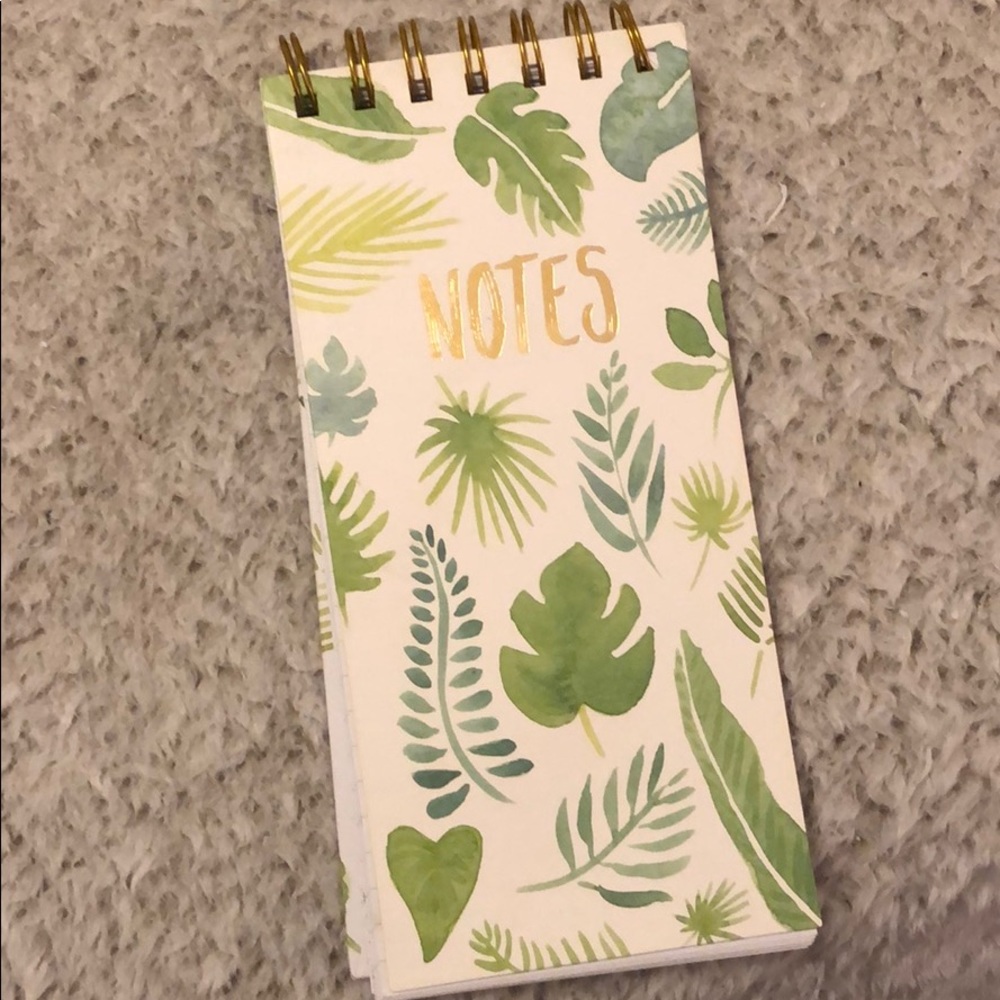 💚TRENDY GREEN NOTE PAD💚